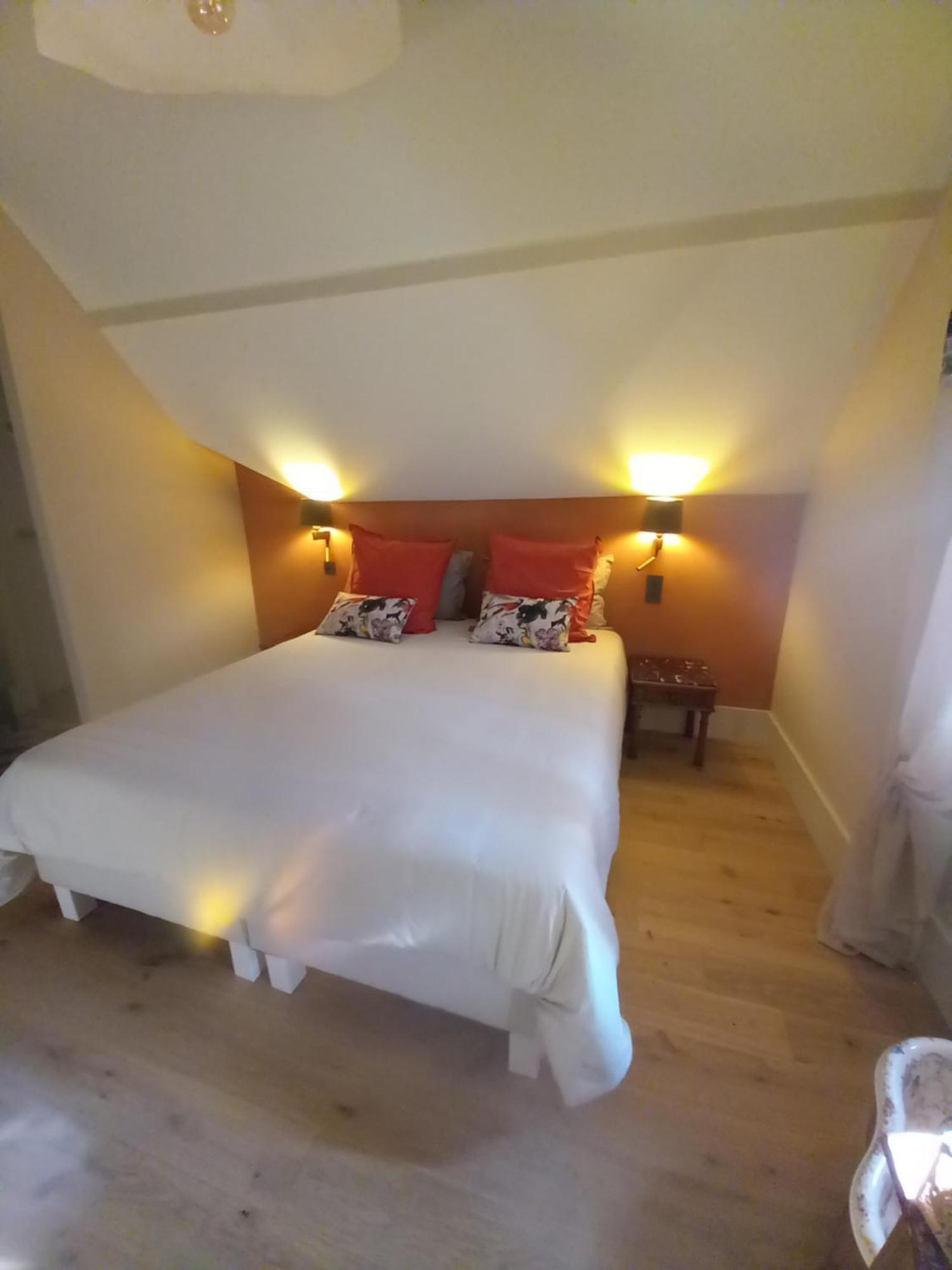 Les Palissieres - Chambres D'Hotes Mortagne-sur-Gironde Exterior foto